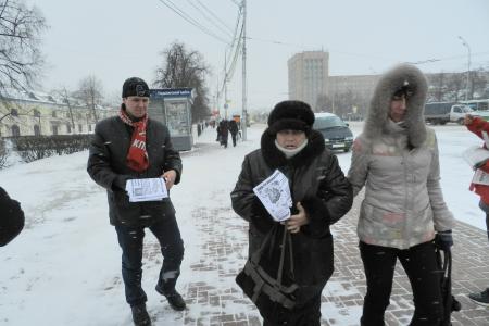 Красные пикеты прошли в Рязани