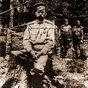 К истории отречения царя Николая II. В годовщину Февральской революции православная общественность переосмысливает роль последнего царя и генералиссимуса Сталина