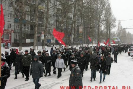 Саратовская область. Коммунисты города Балаково провели митинг против коммунального террора