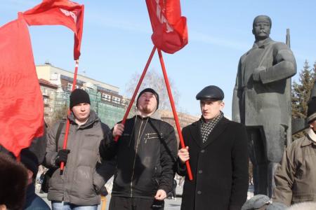 Новосибирск: Пикет против роста стоимости жилищно-коммунальных услуг собрал более 300 человек