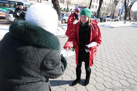В преддверии митинга амурские коммунисты проводили информационные пикеты