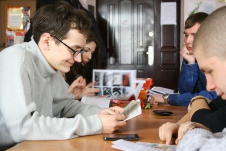 На областном семинаре-совещании белгородские комсомольцы обсудили итоги XV Съезда КПРФ 