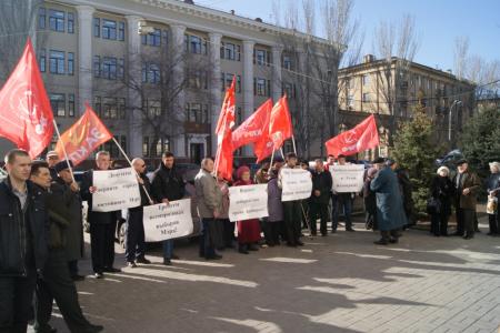 Волгоград. Коммунисты потребовали от депутатов гордумы вернуть городу «достойного мэра»