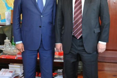 Г.А. Зюганов встретился с министром строительства Марокко, лидером Партии прогресса и социализма Мохамедом Набиль Бенабдаллой