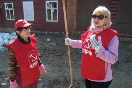 Республика Татарстан. Казанские коммунисты вышли на субботник