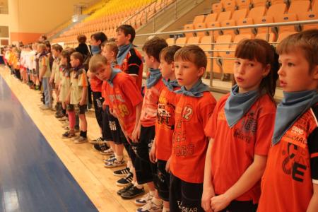 Комсомольцы провели спортивный праздник для воспитанников детских домов Свердловской области
