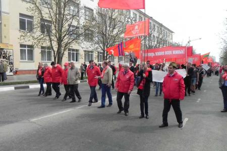 Массовая протестная акция в Белгороде: "Защитим нашу историю!", "Позор вандалам из "Единой России", разрушающим памятники В.И.Ленину!"