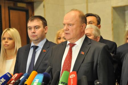 Г.А. Зюганов: Мы настаиваем на формировании левоцентристского правительства народного доверия