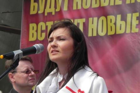 Массовая протестная акция в Белгороде: "Защитим нашу историю!", "Позор вандалам из "Единой России", разрушающим памятники В.И.Ленину!"