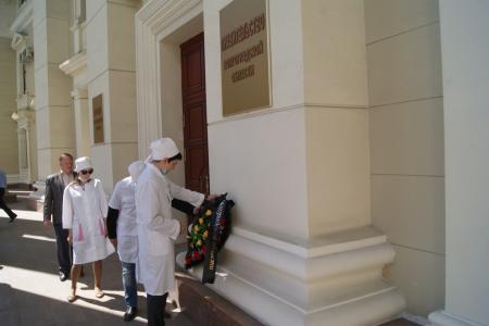 В Волгограде коммунисты провели «панихиду» по здравоохранению в области