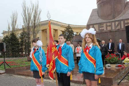 В День рождения Владимира Ильича Ленина 200 юных волгоградцев стали пионерами