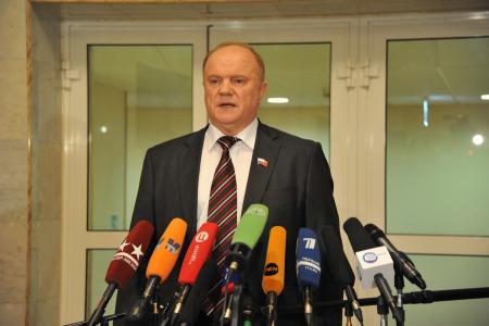 «Почему под носом у власти творится такое безобразие?» От имени миллионов избирателей Г.А. Зюганов задал острые вопросы президенту Путину