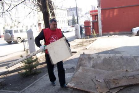 Республика Татарстан. Казанские коммунисты вышли на субботник
