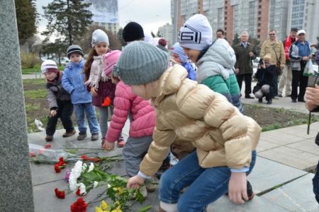 Ростовские коммунисты провели митинг по случаю Дня космонавтики