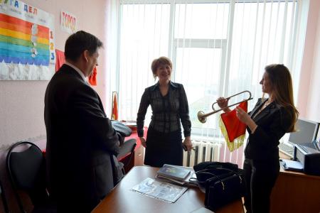Белгородская область. Комсомольцы провели круглый стол со школьниками в Старом Осколе