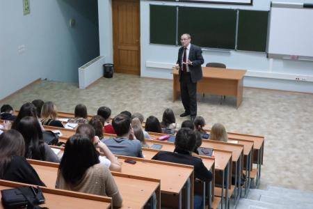 Депутат Государственной Думы В.Н. Тетёкин встретился со студентами Сургутского государственного университета
