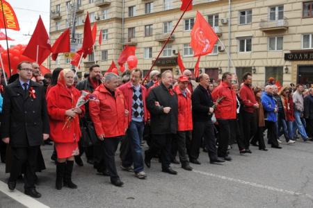 «У коммунистов и народно-патриотических сил есть реальная возможность в ближайшее время прийти к власти». Первомайская акция КПРФ в Москве