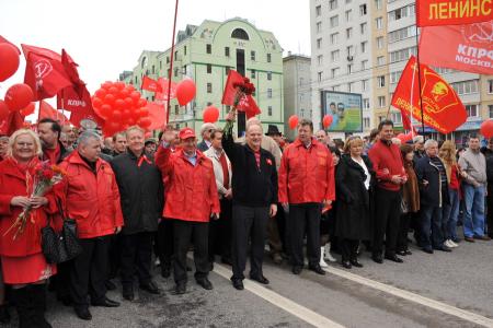 «У коммунистов и народно-патриотических сил есть реальная возможность в ближайшее время прийти к власти». Первомайская акция КПРФ в Москве