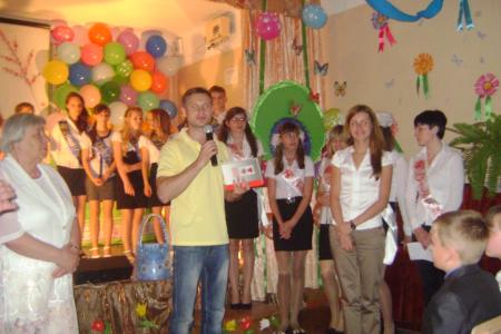 Тульская область. Коммунисты и комсомольцы посетили «последний звонок» в школе №2 г.Узловая