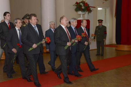 Г.А. Зюганов принял участие в панихиде по маршалу Советского Союза В.Г. Куликову