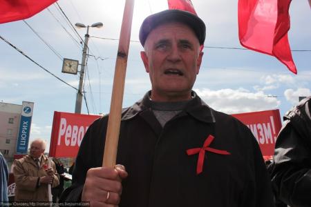 Если Труд не завалит Капитал, то этот зверь съест планету. Первомай в Калининграде 