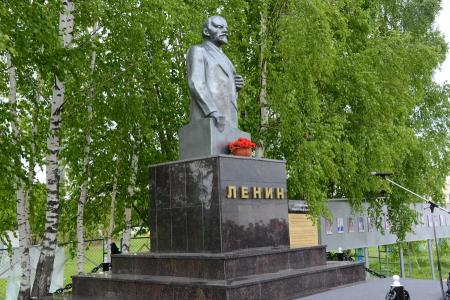 Г.А.Зюганов о народном кооперативе "Звениговский": "Ваше хозяйство - это островок социализма". Видеорепортаж КПРФ.ТВ