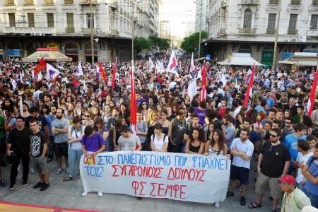 Греция: Призыв к защите коллективных договоров