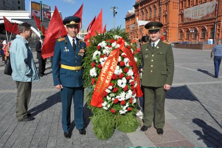 И.И. Мельников и депутаты-коммунисты Госдумы приветствовали участников Международного автопробега «Наша Великая Победа»
