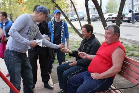 Хакасия: Молодые коммунисты провели спортивную акцию под девизом "Проведи День Победы трезвым"