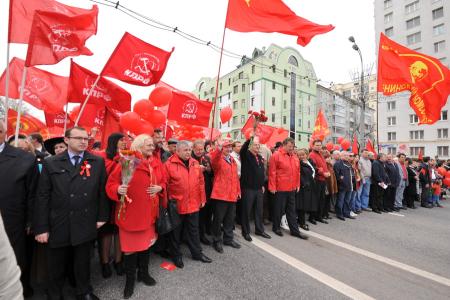 «У коммунистов и народно-патриотических сил есть реальная возможность в ближайшее время прийти к власти». Первомайская акция КПРФ в Москве