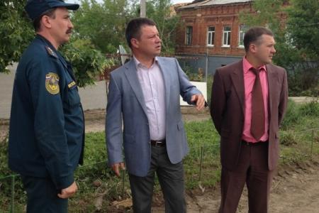 Тульские коммунисты и комсомольцы спешат на помощь к пострадавшим от урагана жителям города Ефремова