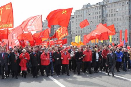 «У коммунистов и народно-патриотических сил есть реальная возможность в ближайшее время прийти к власти». Первомайская акция КПРФ в Москве
