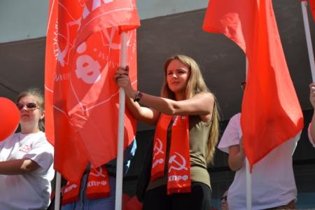 Участники Маевки в Ростове-на-Дону потребовали от властей прекратить преследования коммунистов В.И. Бессонова и В.А. Журавлева