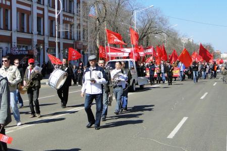 Рабочий, борись за свои права! Первомайские акции в Амурской области возглавил зам.председателя ЦК КПРФ Д.Г.Новиков