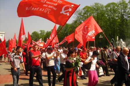 Кабардино-Балкария встретила День международной солидарности трудящихся под алыми стягами 