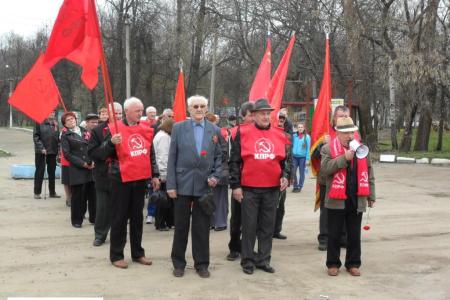 Митинги, возложения цветов, посадка деревьев и концерт – отчёт о праздновании Первомая в городах и посёлках Тульской области
