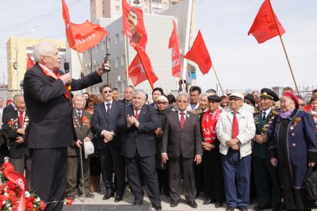 Якутск. «Сталин, вставай! Веди нас вперед!»