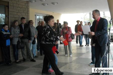 Митинги, возложения цветов, посадка деревьев и концерт – отчёт о праздновании Первомая в городах и посёлках Тульской области