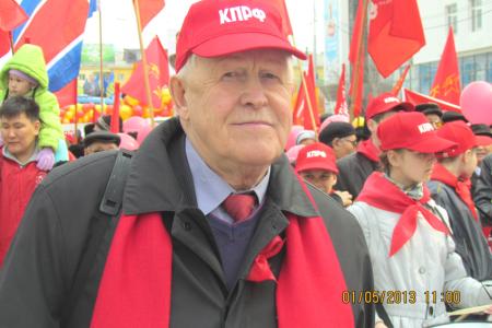 Капитализм держится на жуликах и дураках! Маевка якутских коммунистов