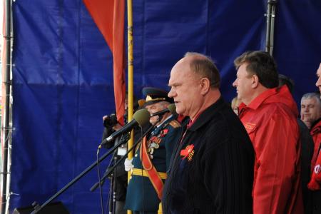 «У коммунистов и народно-патриотических сил есть реальная возможность в ближайшее время прийти к власти». Первомайская акция КПРФ в Москве