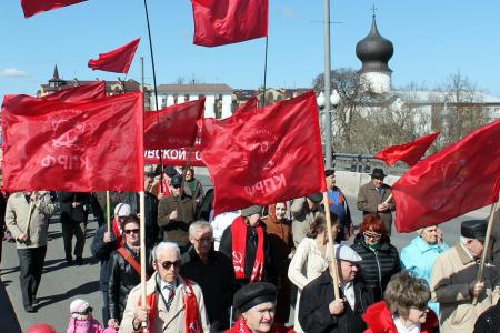 На первомайском митинге в Пскове трудящиеся потребовали отставки губернатора Турчака