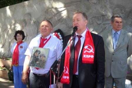 С.П.Обухов - митинге в Краснодаре: КПРФ отстаивает Правду о великой Победе,  защищает историческую память - это наш "духовный Сталинград" 