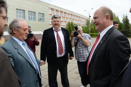 «Или левоцентристский поворот, или полное разрушение страны!» Репортаж о визите Г.А. Зюганова в Поволжье