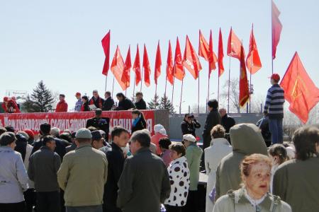 Рабочий, борись за свои права! Первомайские акции в Амурской области возглавил зам.председателя ЦК КПРФ Д.Г.Новиков