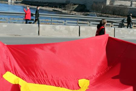 На первомайском митинге в Пскове трудящиеся потребовали отставки губернатора Турчака