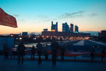 Московские комсомольцы почтили память погибших в Великой Отечественной войне
