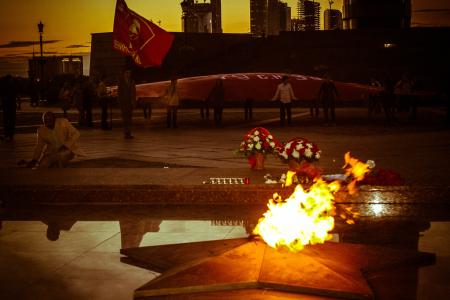 Московские комсомольцы почтили память погибших в Великой Отечественной войне