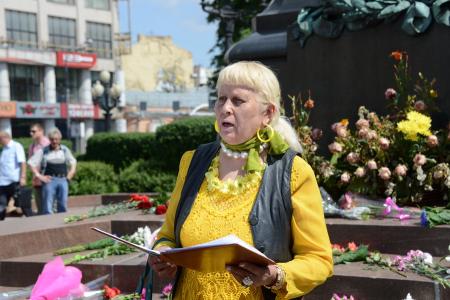 «Славим живое русское слово». Видеорепортаж КПРФ.ТВ об акциях КПРФ в День русского языка в Москве