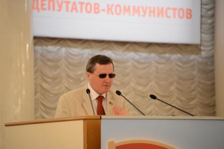 В борьбе за интересы народа. Доклад Г.А. Зюганова на Всероссийском съезде депутатов-коммунистов и сторонников партии