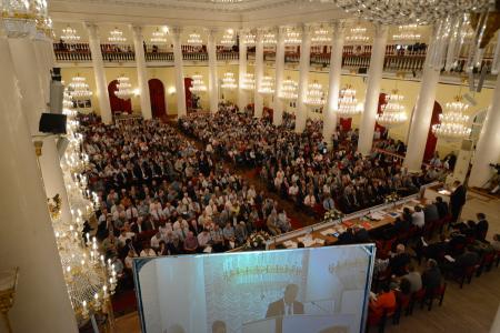 В борьбе за интересы народа. Доклад Г.А. Зюганова на Всероссийском съезде депутатов-коммунистов и сторонников партии